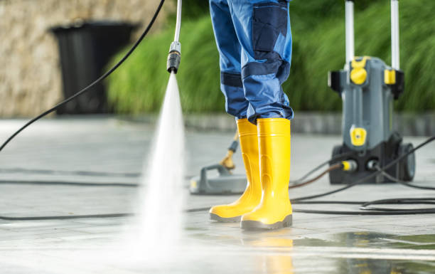 Garage Pressure Washing in Flowood, MS