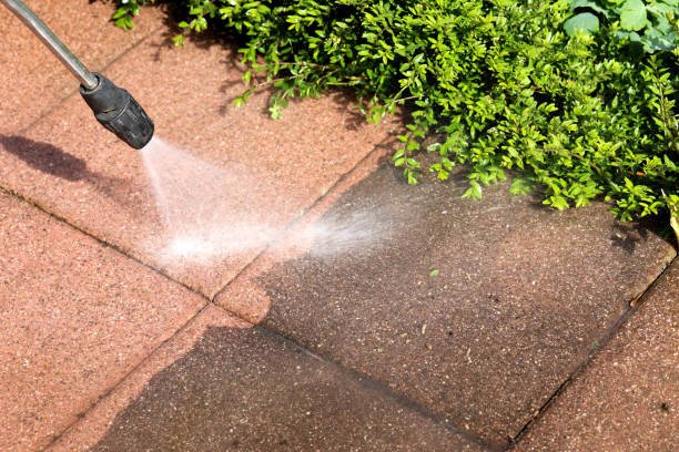 Best Deck Pressure Washing  in Flowood, MS